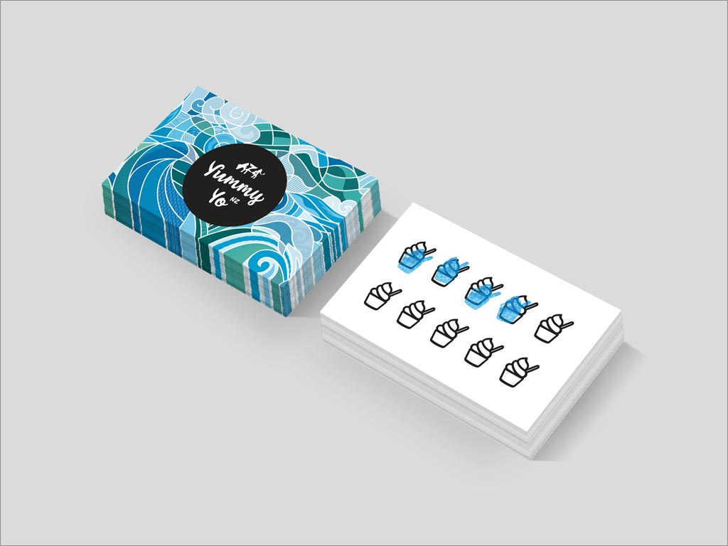 新西蘭Yummy Yo奶制品冷飲店品牌形象設(shè)計之卡片設(shè)計