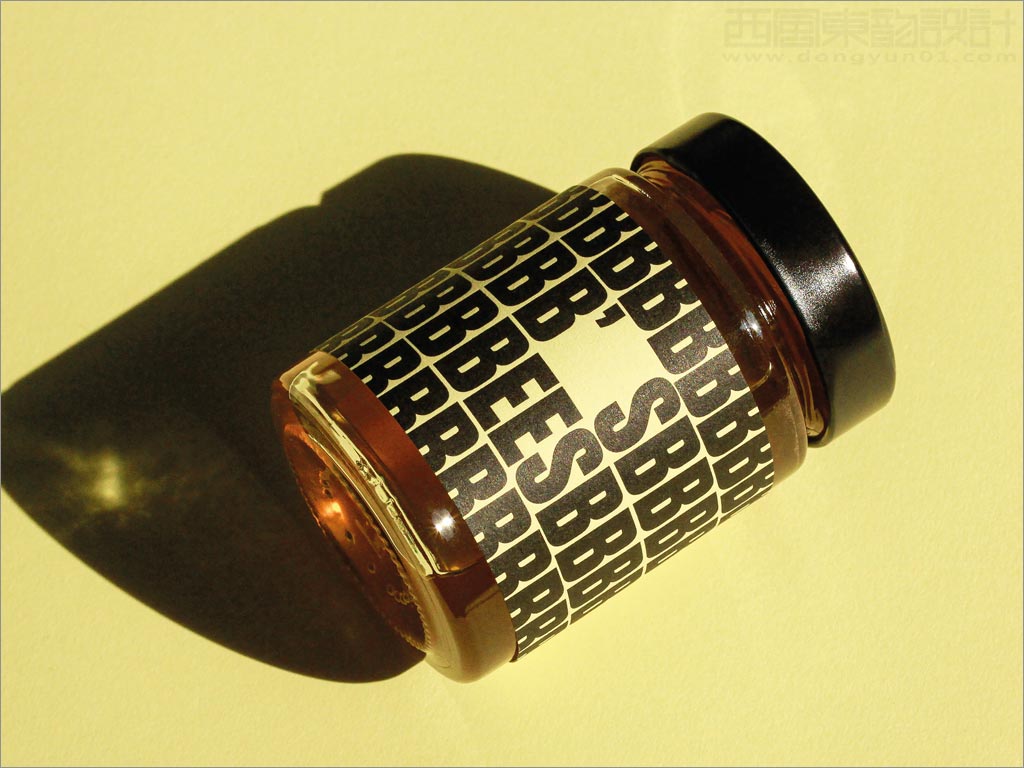 有趣的英國B's Bees蜂蜜包裝設(shè)計之局部細(xì)節(jié)展示